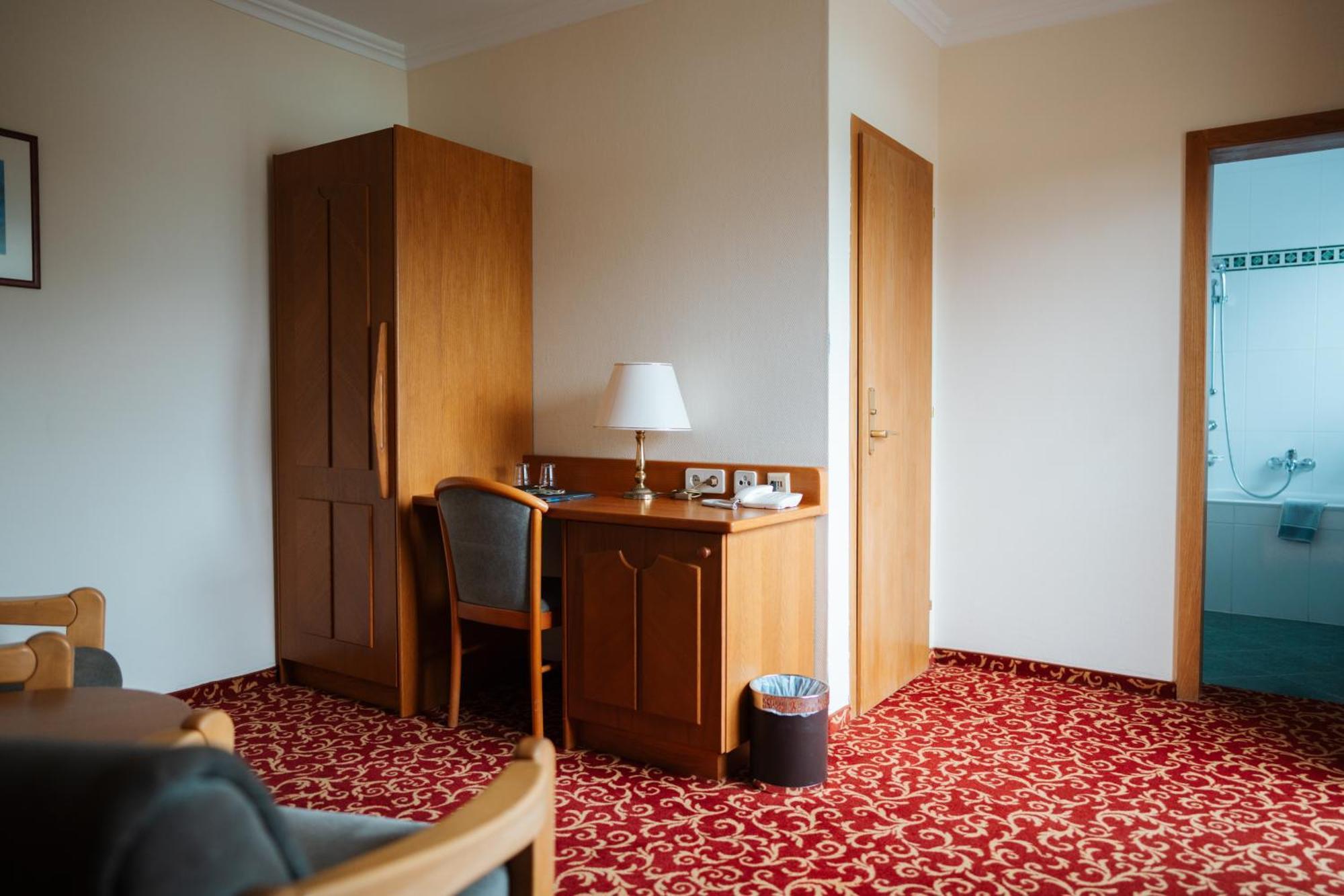 Seehotel Ressmann Drobollach am Faakersee Bagian luar foto