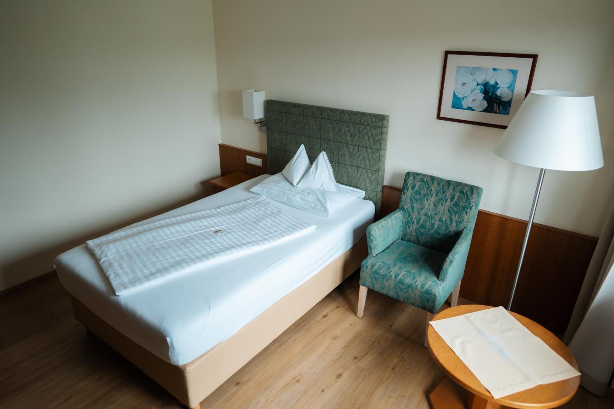 Seehotel Ressmann Drobollach am Faakersee Bagian luar foto