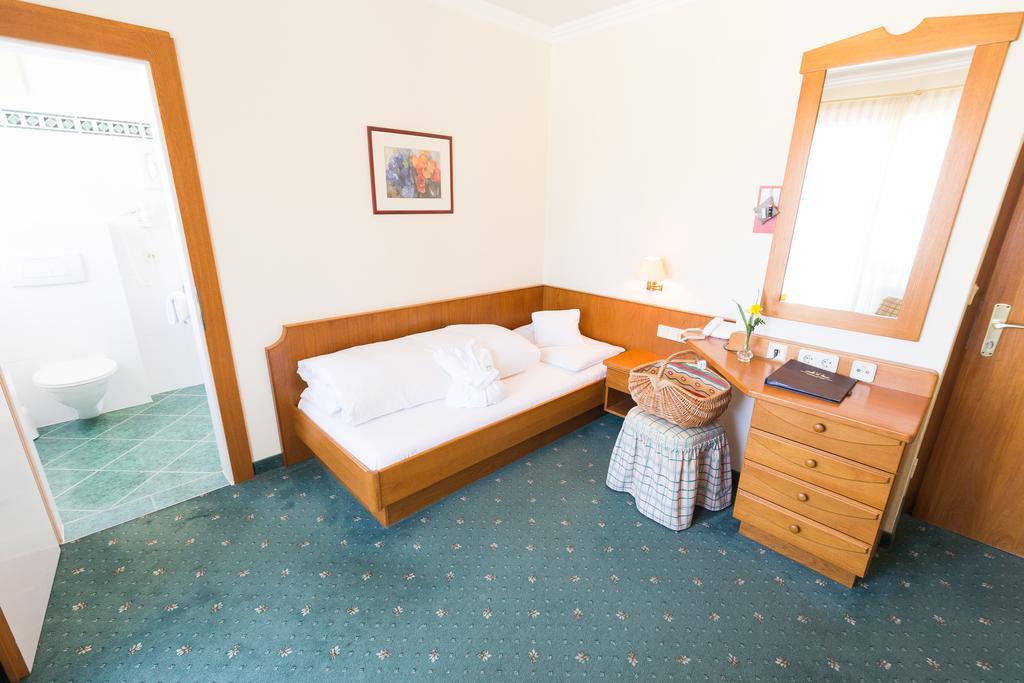 Seehotel Ressmann Drobollach am Faakersee Bagian luar foto